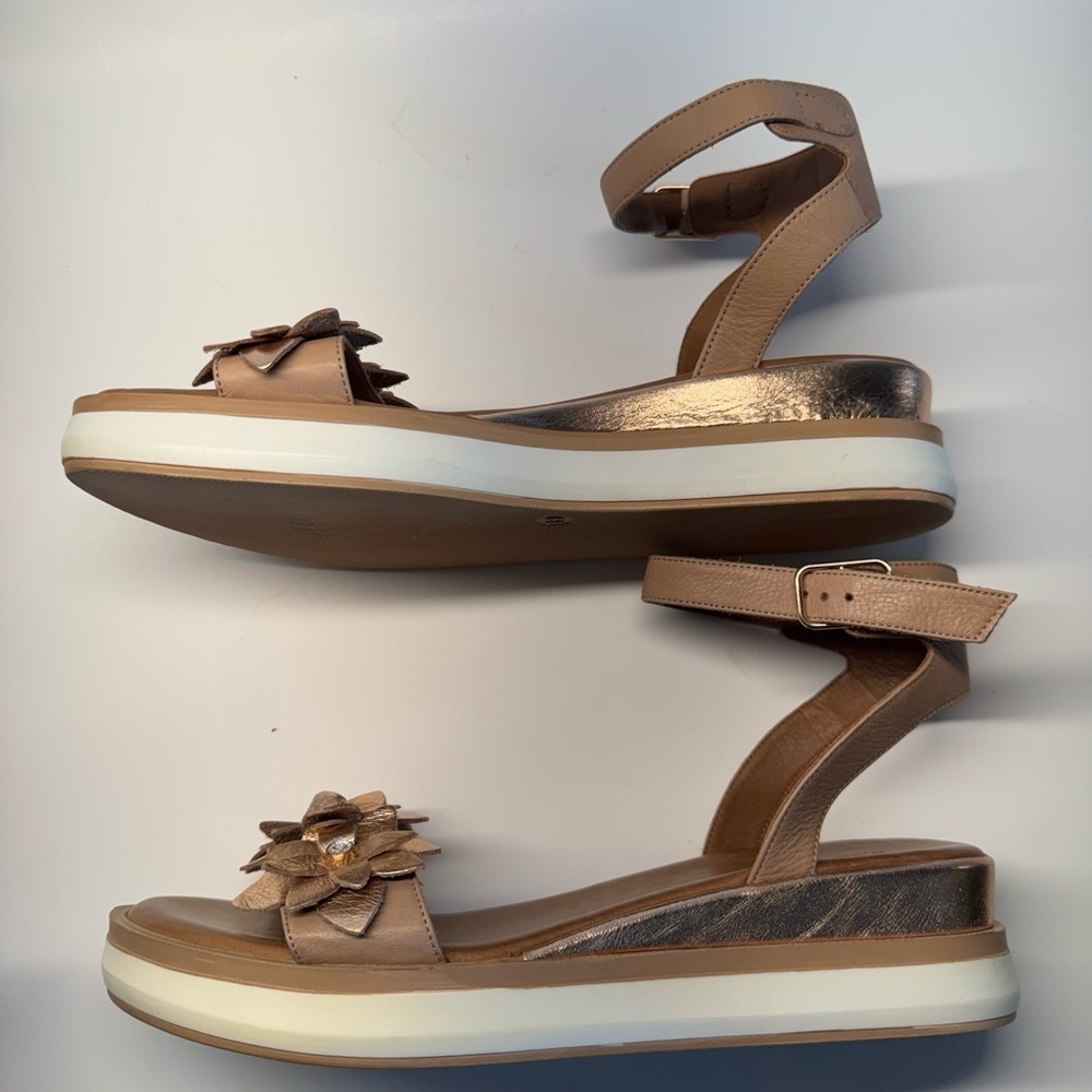 NWOT Inuovo gold platform comfort sandals size EU 39 US 8.5 - Picture 5 of 11